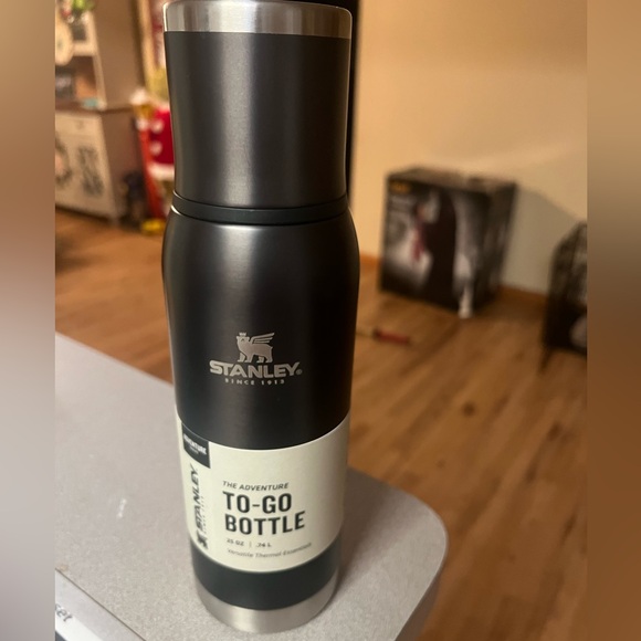 Stanley Adventure To Go Bottle - Picture 1 of 5
